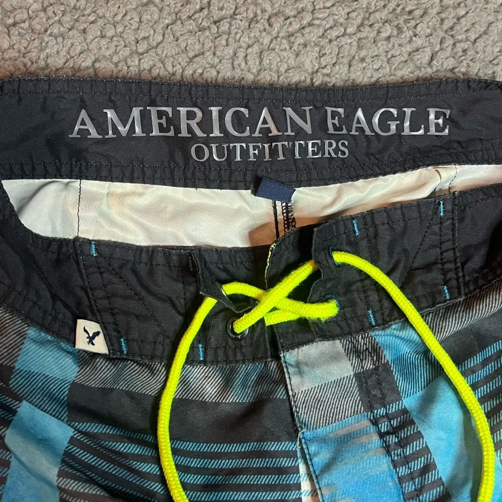 American Eagle Outfitters Men’s Boardshorts - Size XS‎